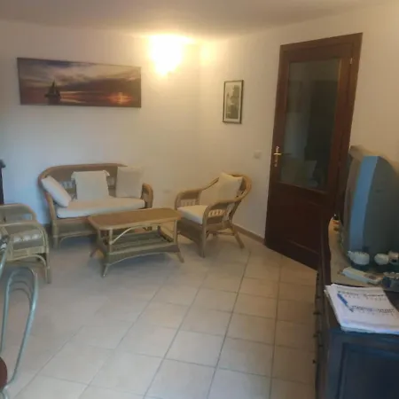 Flat Near Beach No 50 Апартаменты *